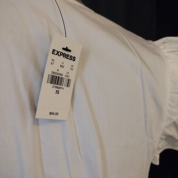 Express Ruffle Peplum Top - Picture 4 of 8